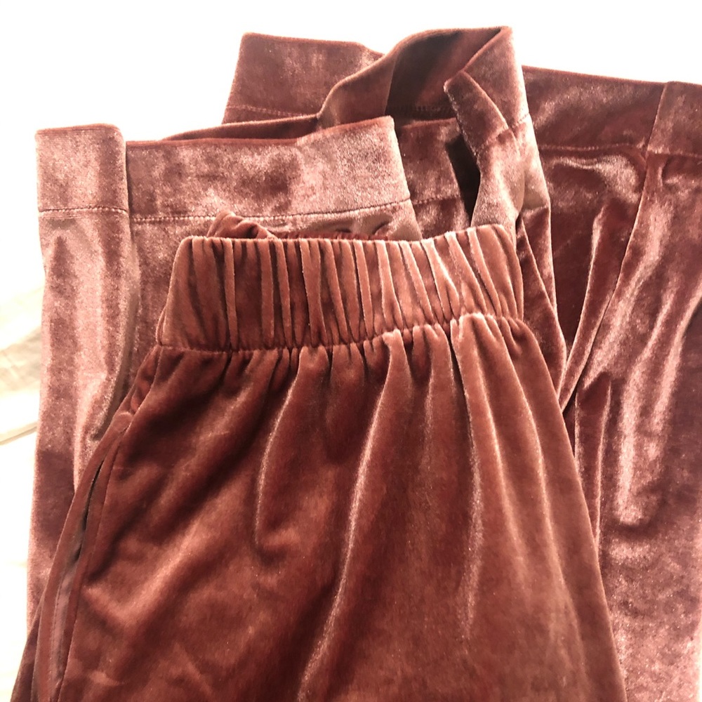 Uniqlo velour pants xs